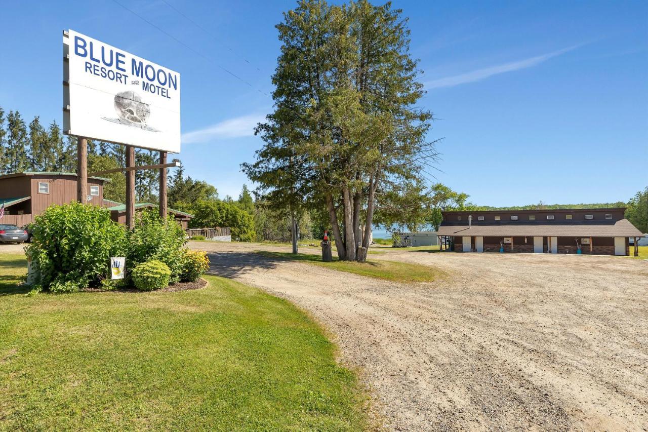 Blue Moon Resort & Motel Hill City Eksteriør bilde