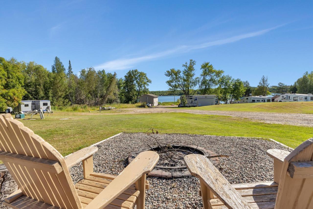 Blue Moon Resort & Motel Hill City Eksteriør bilde